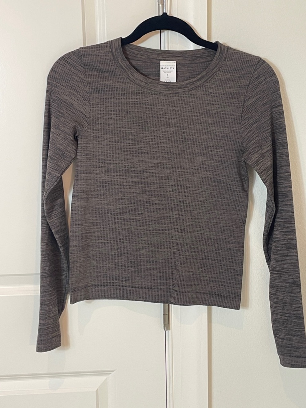 NWOT Athleta Heathered Brown Ribbed Crew Neck Top